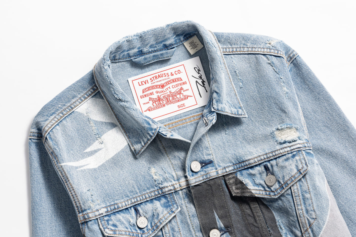 Levi's®よりフューチュラのグラフィックを纏ったアイテムが登場