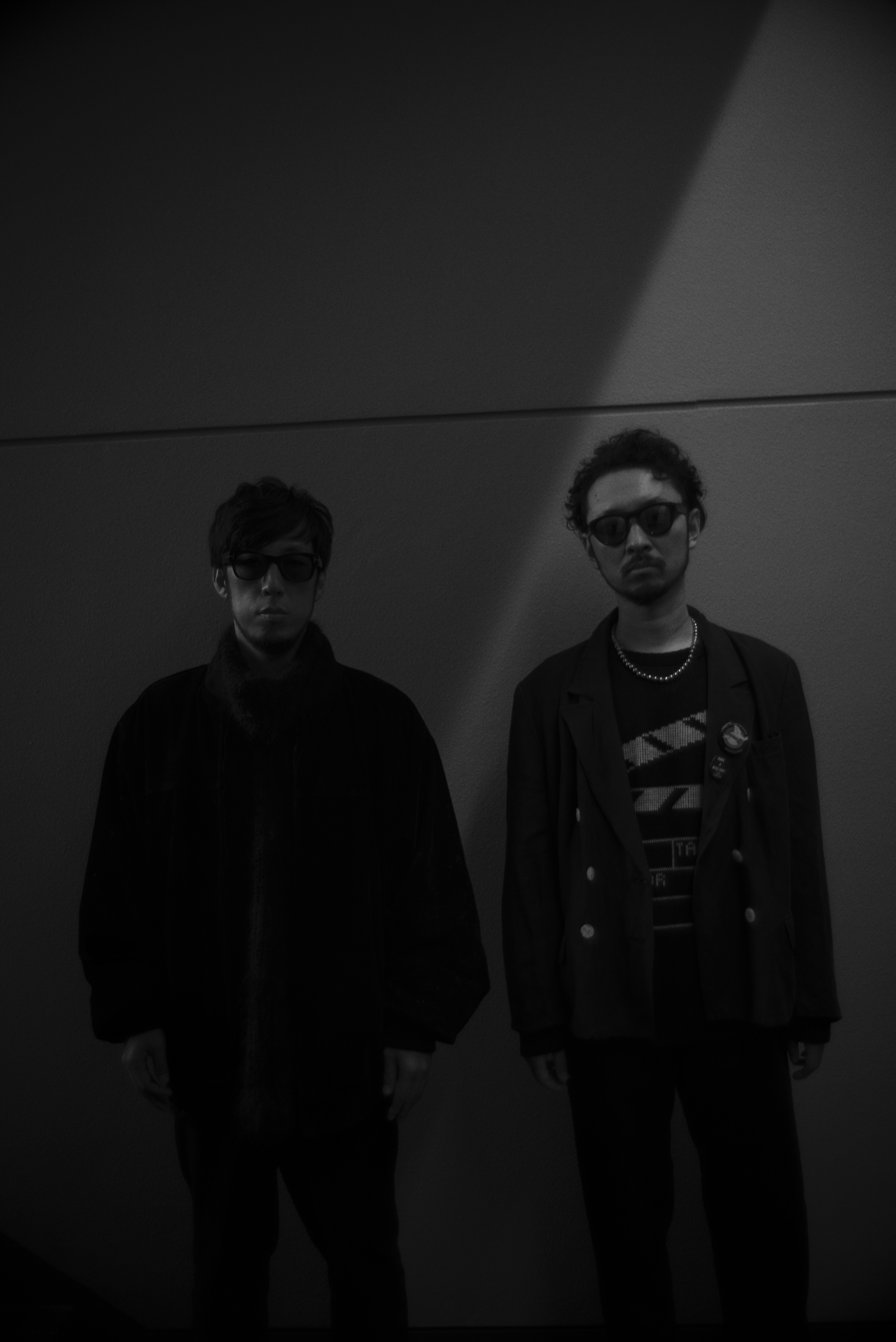Interview Snowk 新雪のダンスミュージックは儚く舞うベテランふたりが挑む新時代へのニューステップ Eyescream Interview Snowk 新雪のダンスミュージックは儚く舞うベテランふたりが挑む新時代へのニューステップ Eyescream