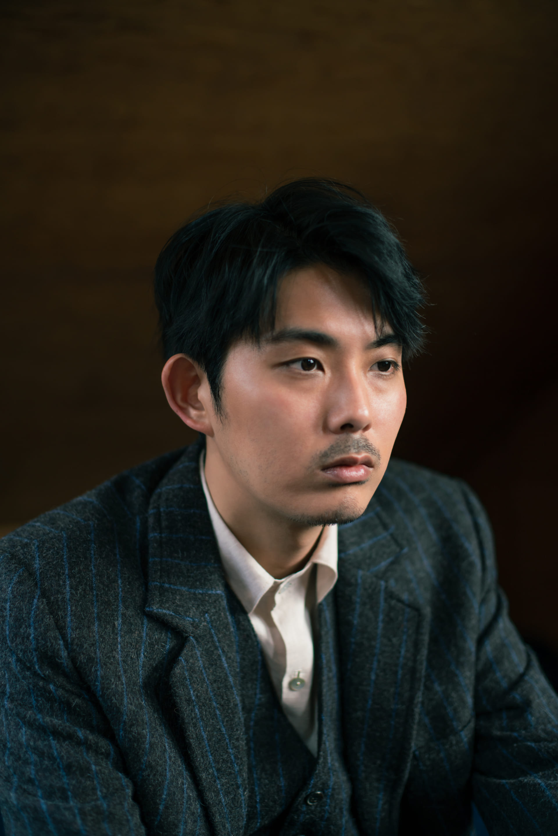 折坂悠太が全国ツアー「折坂悠太 らいど 2023」を開催 | EYESCREAM